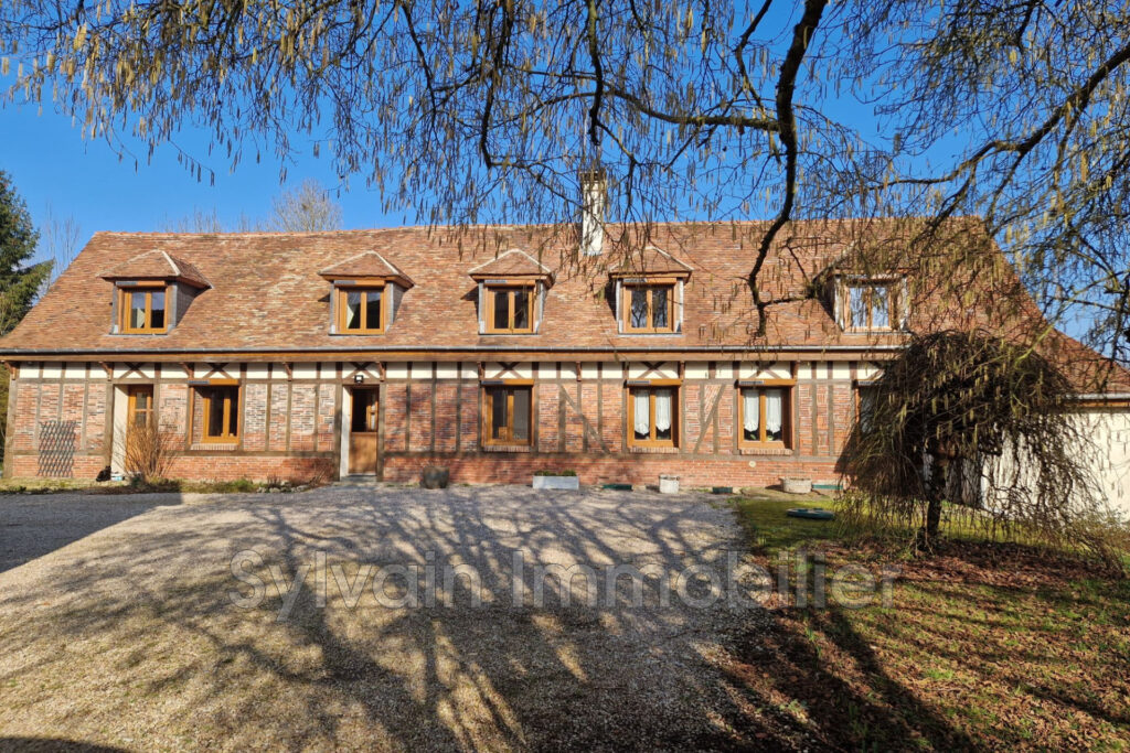 vente maison 8 Pièce(s) – 8 pièces – 4 chambres – 169.00 m²