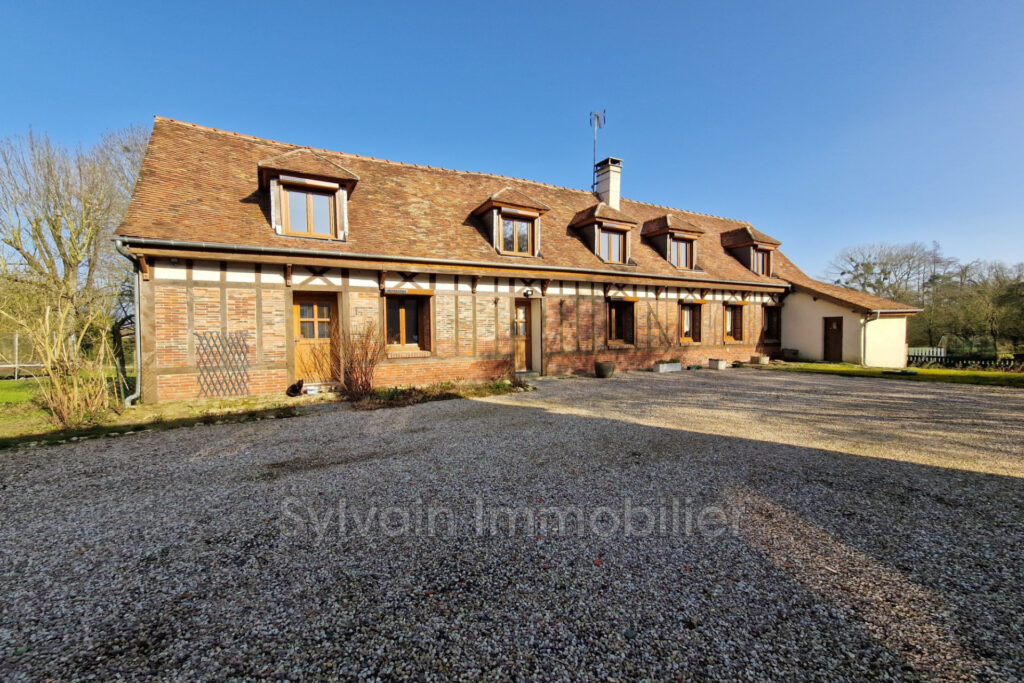 vente maison 8 Pièce(s) – 8 pièces – 4 chambres – 169.00 m²