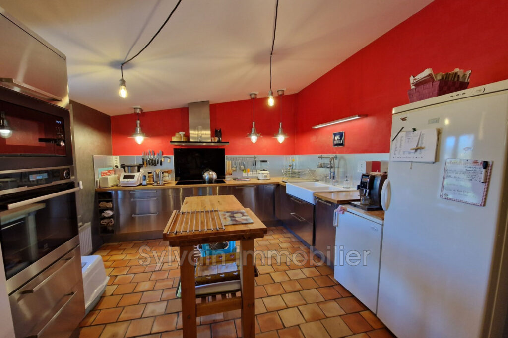 vente maison 8 Pièce(s) – 8 pièces – 4 chambres – 169.00 m²