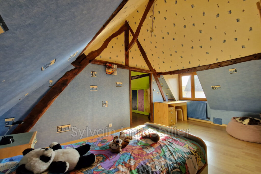 vente maison 8 Pièce(s) – 8 pièces – 4 chambres – 169.00 m²