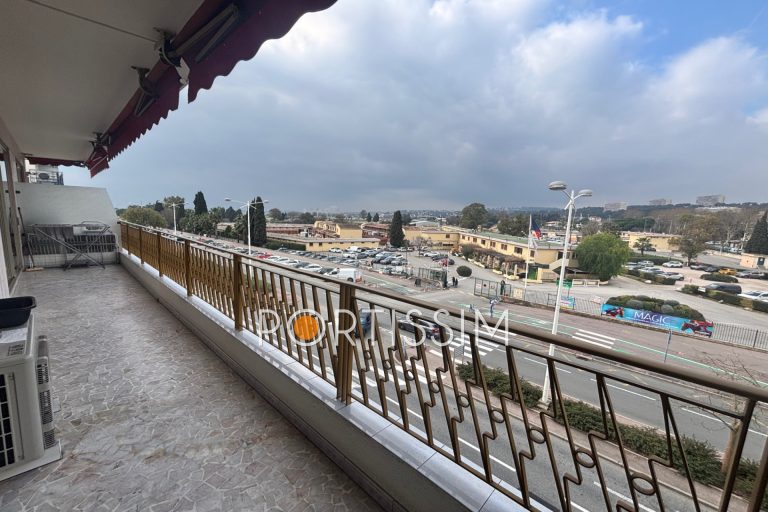 Cagnes-Sur-Mer / Appartement deux pièces viager occupé une per – NR pièces – 1 chambre – 53.80 m²