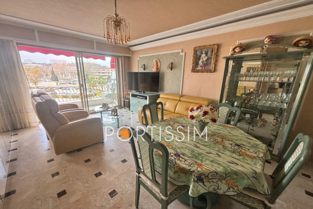 Cagnes-Sur-Mer / Appartement deux pièces viager occupé une per – NR pièces – 1 chambre – 53.80 m²