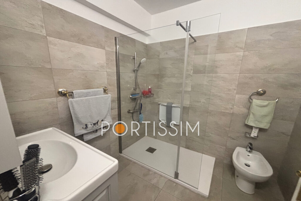 Cagnes-Sur-Mer / Appartement deux pièces viager occupé une per – NR pièces – 1 chambre – 53.80 m²