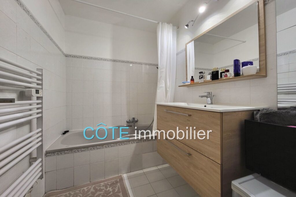 Vallauris au calme et proche des commodités. – 2 pièces – 1 chambre – 45.00 m²
