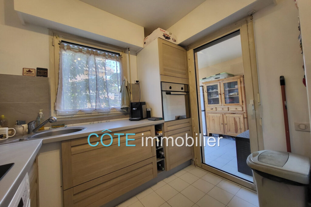 Vallauris au calme et proche des commodités. – 2 pièces – 1 chambre – 45.00 m²