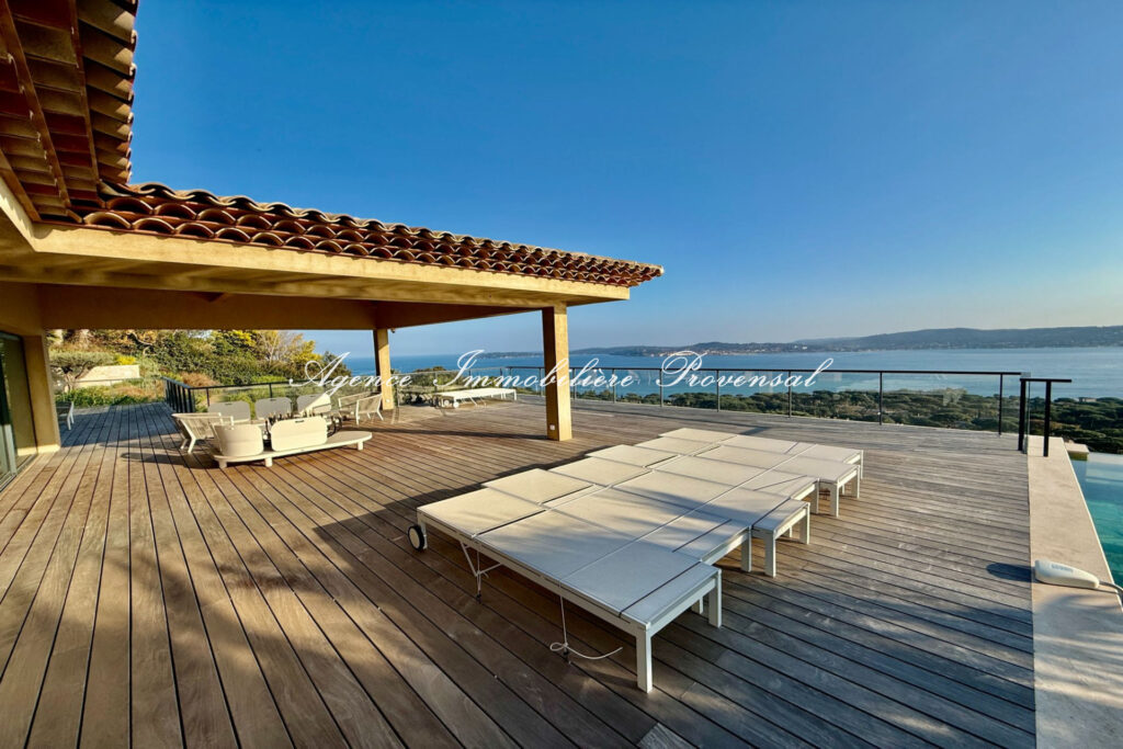 vente maison contemporaine 6 Pièce(s) – 6 pièces – 5 chambres – 383.00 m²