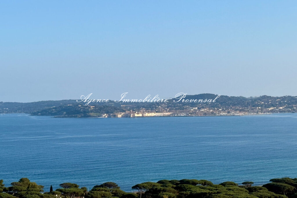 vente maison contemporaine 6 Pièce(s) – 6 pièces – 5 chambres – 383.00 m²