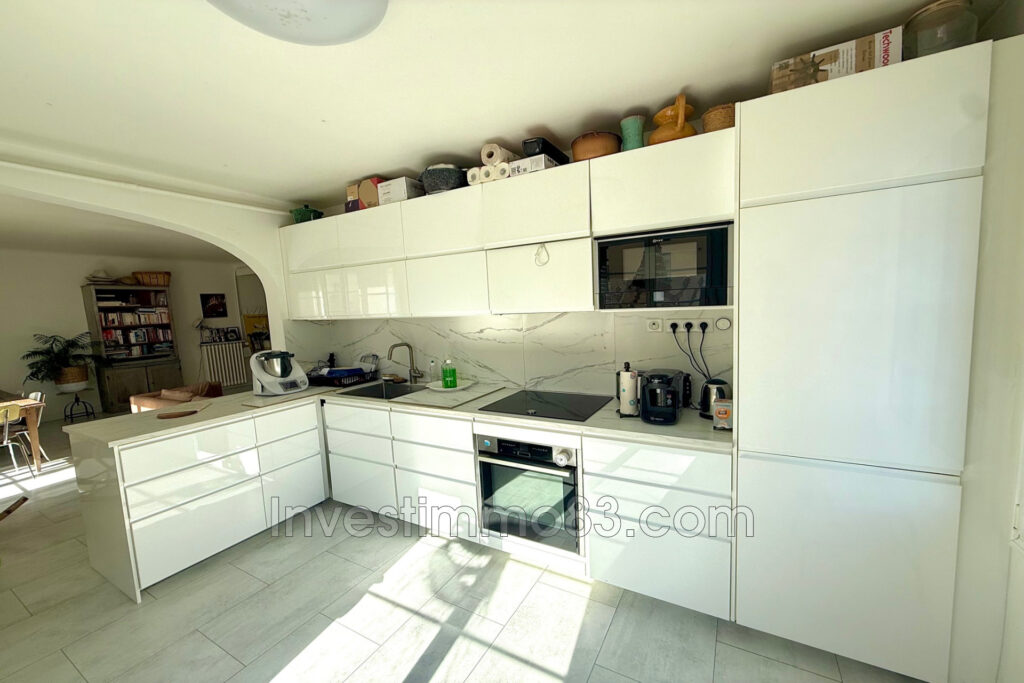 vente appartement – NR pièces – 3 chambres – 94.00 m²