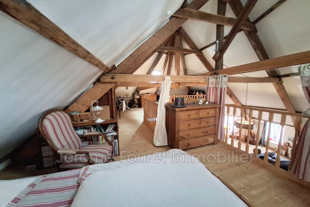 Résidence principale auto-finançable ou investissement classiq – NR pièces – NR chambres – 245.30 m²