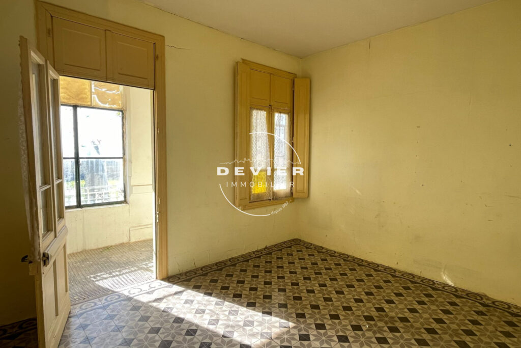 vente maison de caractère – NR pièces – 6 chambres – 190.00 m²