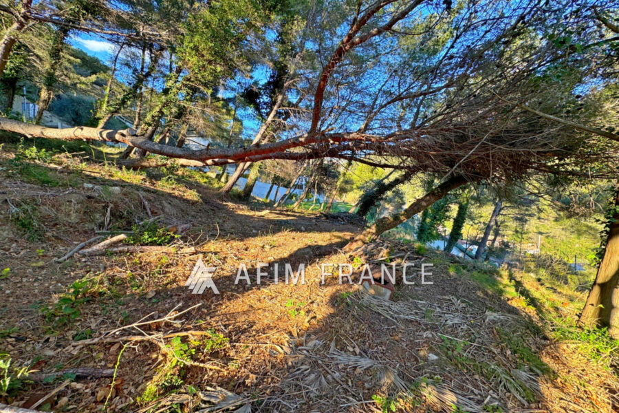 Terrain à vendre à La Turbie — Vue dégagée — photo 1