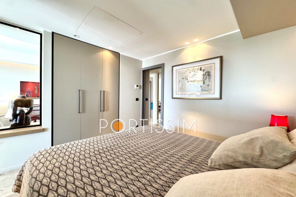 Deux pièces d’exception – Marina Baie des Anges   – 2 pièces – 1 chambre – 46.40 m²