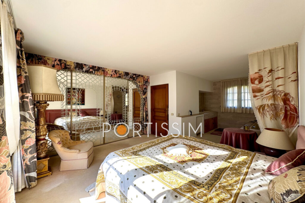 Tourrettes-Levens / villa individuelle au calme / jardin 4500m – 4 pièces – 3 chambres – 150.00 m²