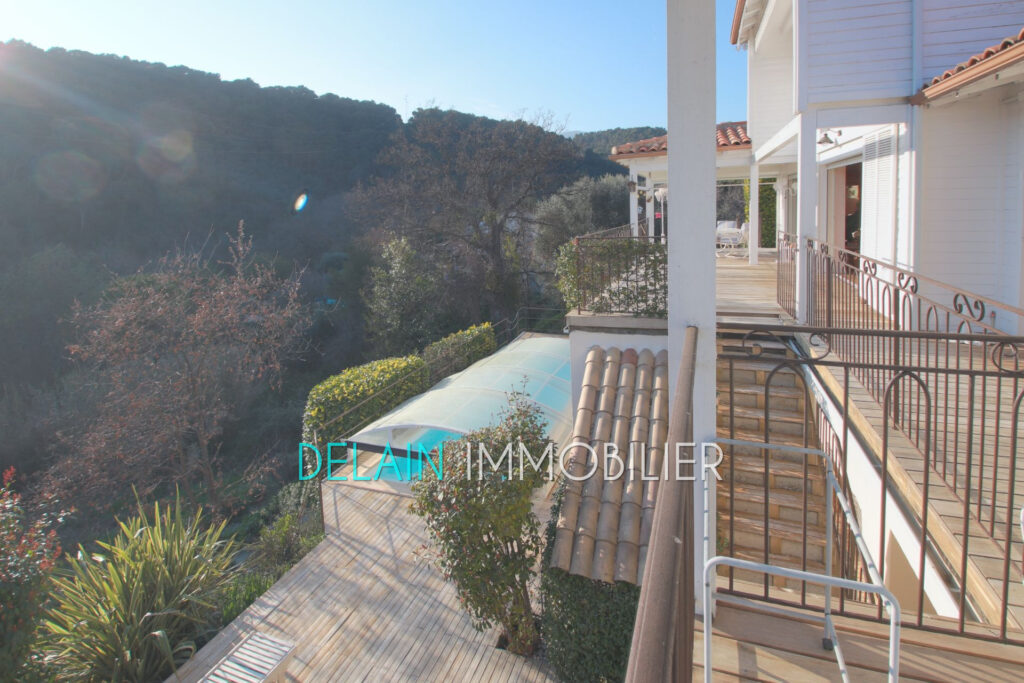 vente maison – NR pièces – 3 chambres – 146.00 m²