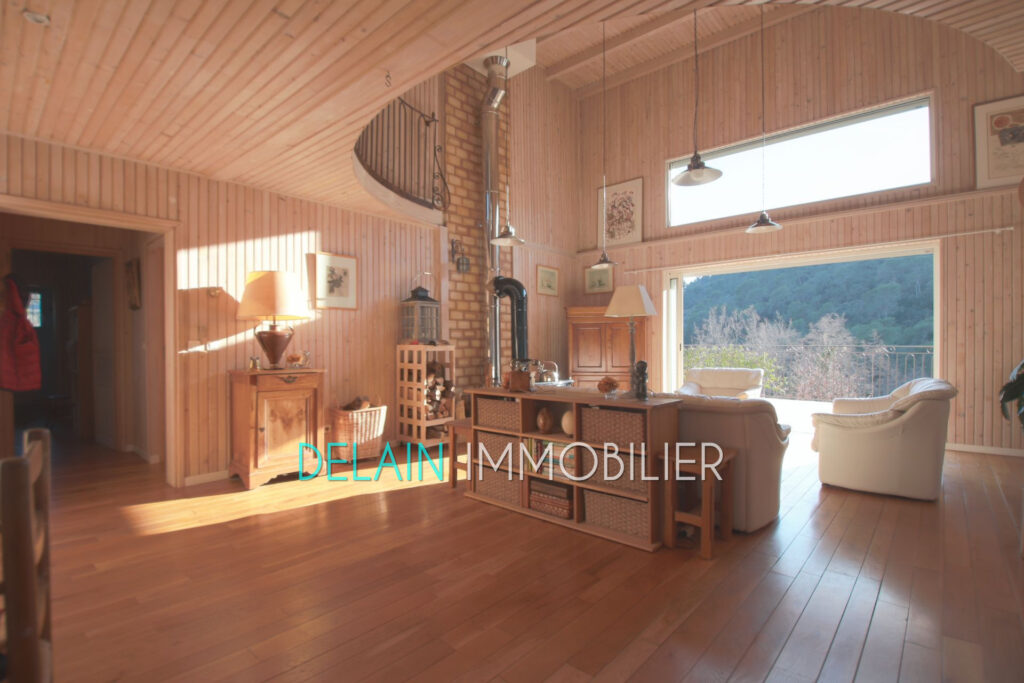 vente maison – NR pièces – 3 chambres – 146.00 m²