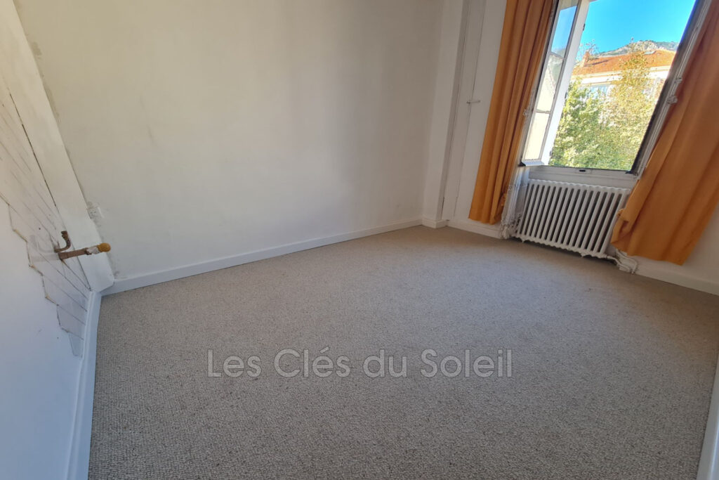 vente villa 7 Pièce(s) – 7 pièces – 6 chambres – 128.00 m²