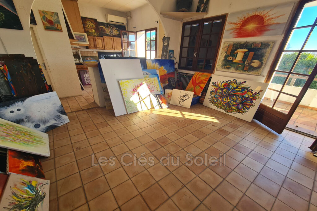 vente villa 7 Pièce(s) – 7 pièces – 6 chambres – 128.00 m²