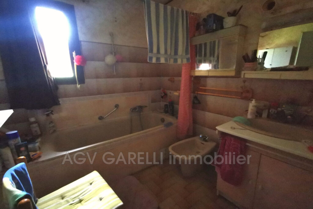 vente maison 4 Pièce(s) – 4 pièces – 2 chambres – 80.00 m²