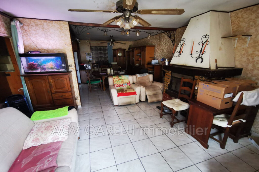 vente maison 4 Pièce(s) – 4 pièces – 2 chambres – 80.00 m²