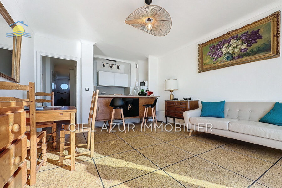 Appartement à louer à Juan-les-pins