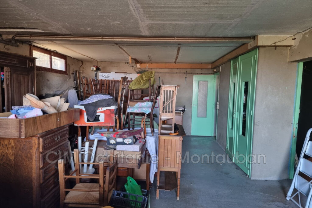 vente  – NR pièces – 5 chambres – 130.00 m²