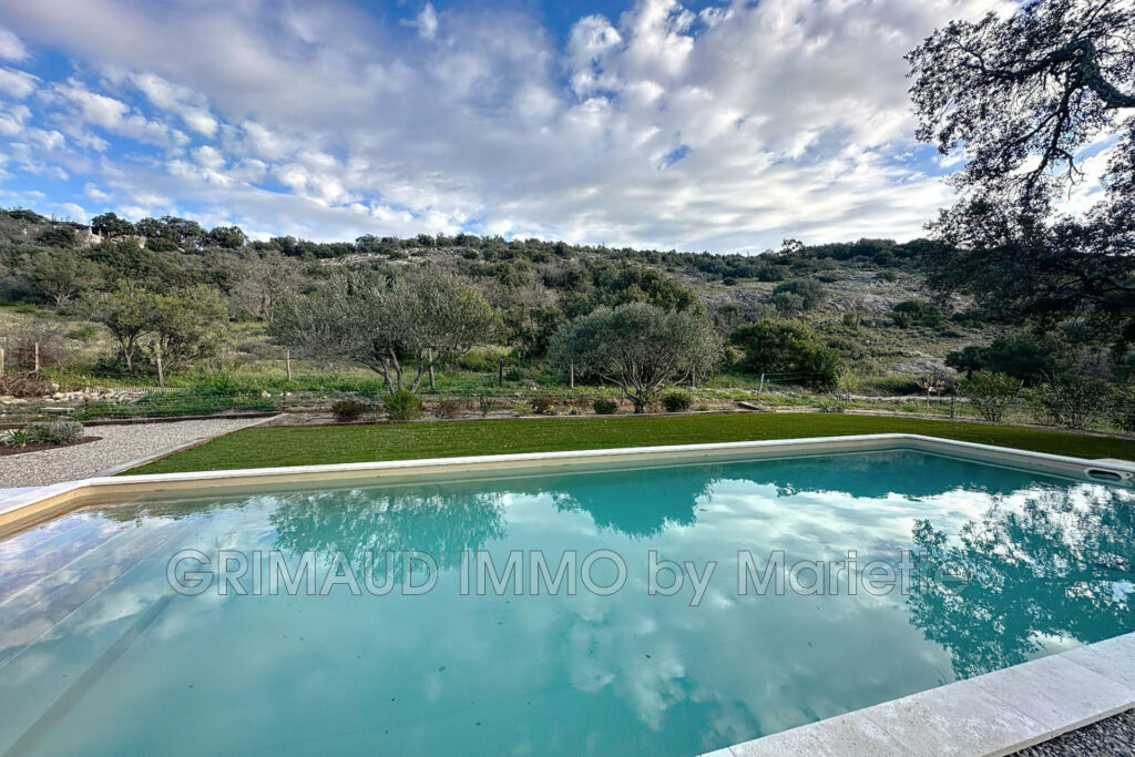 villa neuve livraison fin 2024, au calme avec 6ha de terrain.  – 5 pièces – 4 chambres – 4  – 240.00 m²