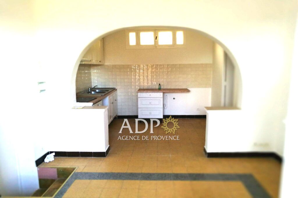 vente maison 5 Pièce(s) – 5 pièces – 3 chambres – 96.00 m²