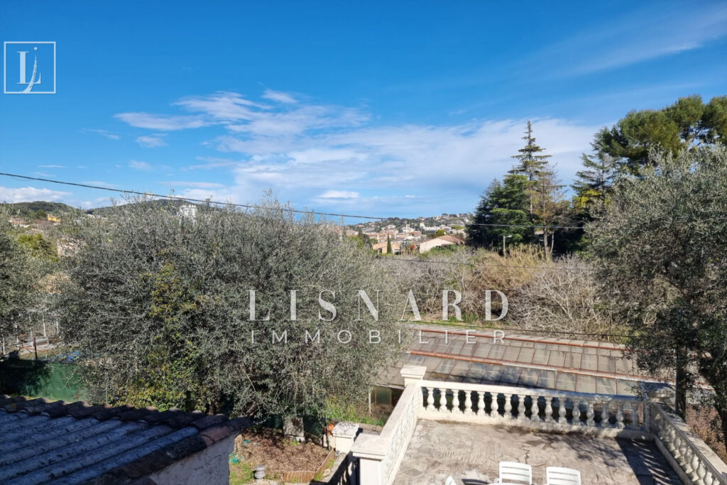 vente maison 4 Pièce(s) – 4 pièces – 3 chambres – 105.00 m²