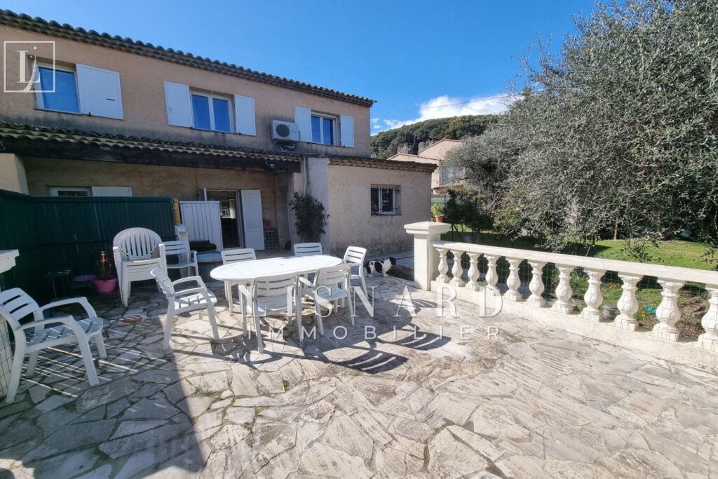 vente maison 4 Pièce(s) – 4 pièces – 3 chambres – 105.00 m²