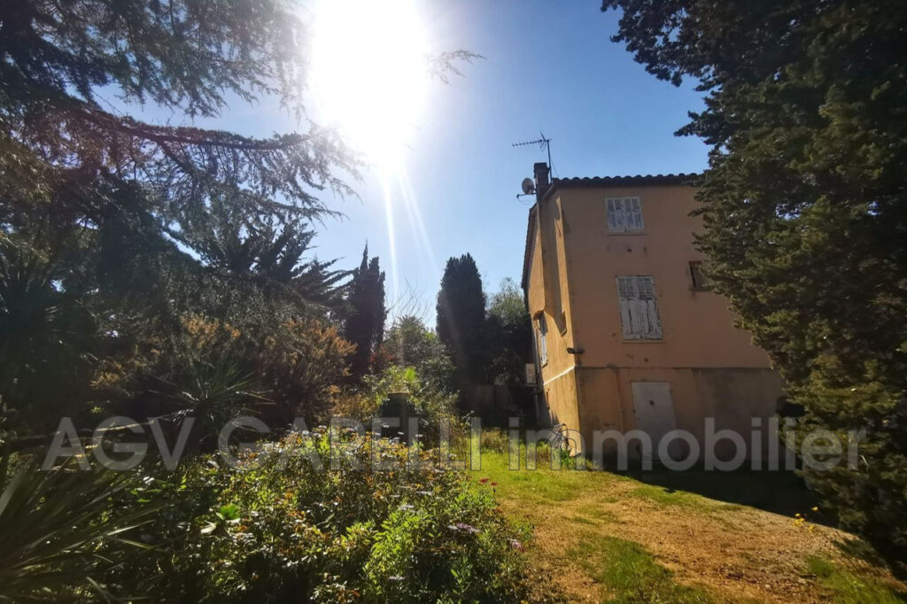 vente appartement 4 Pièce(s) – 4 pièces – 3 chambres – 129.00 m²