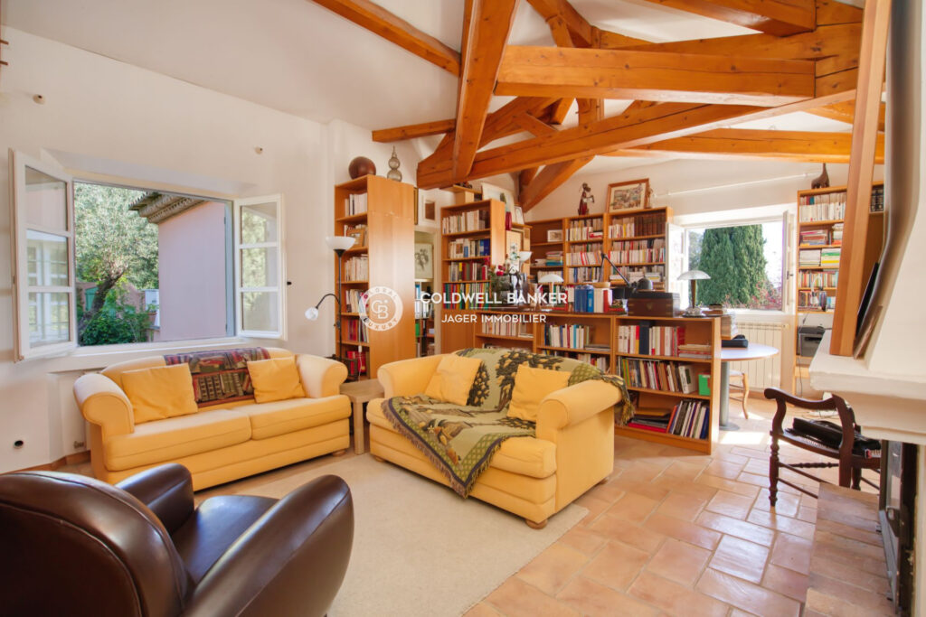 vente villa provençale 12 Pièce(s) – 12 pièces – 7 chambres – 400.00 m²