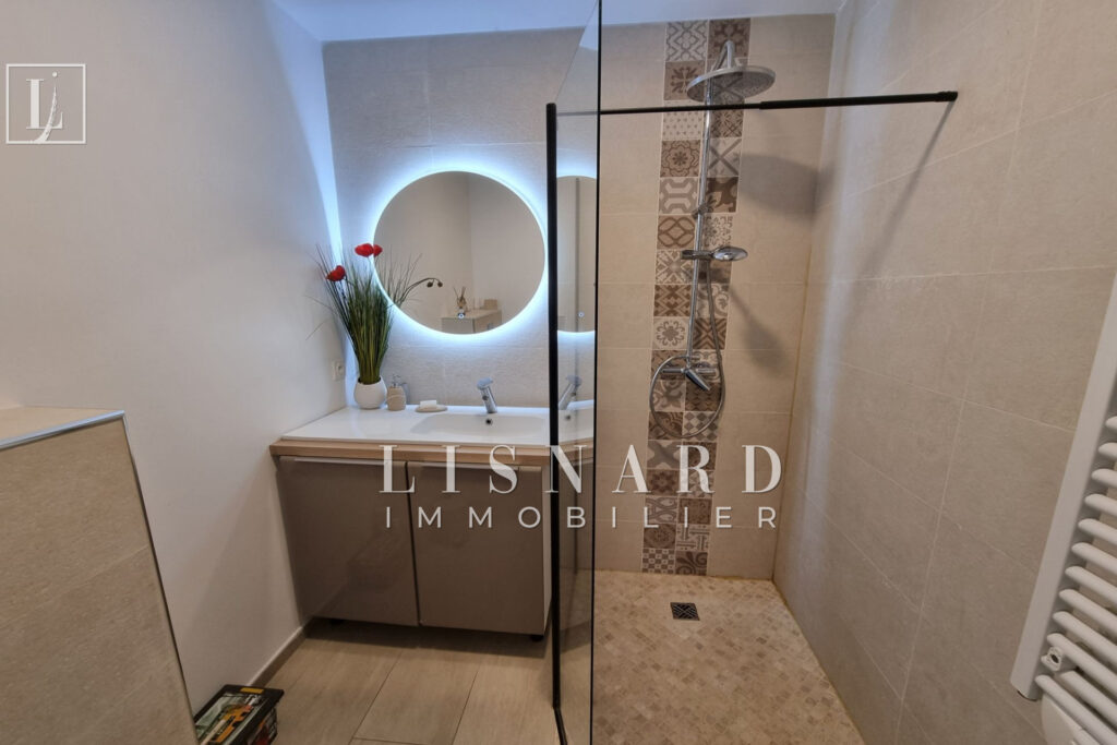 vente villa 6 Pièce(s) – 6 pièces – 5 chambres – 126.00 m²