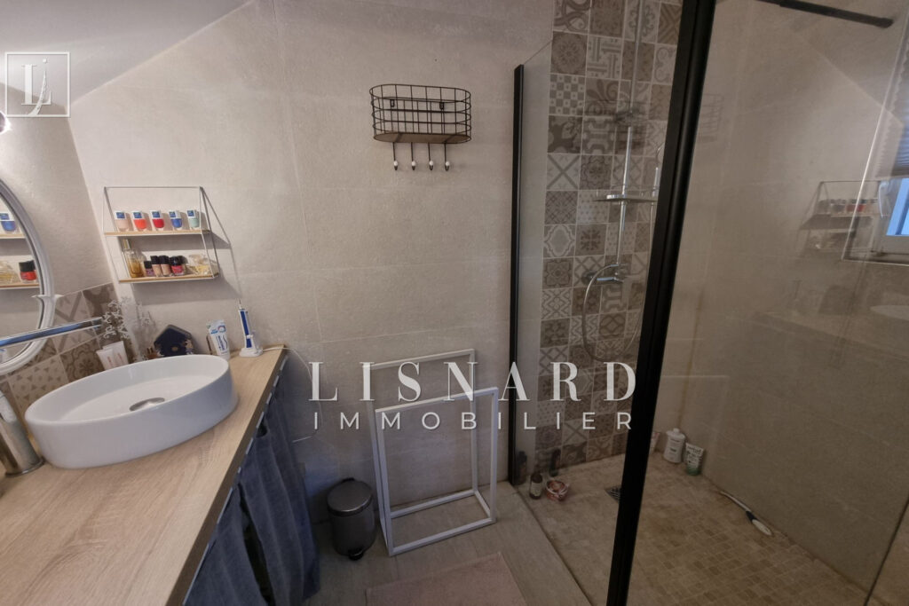 vente villa 6 Pièce(s) – 6 pièces – 5 chambres – 126.00 m²