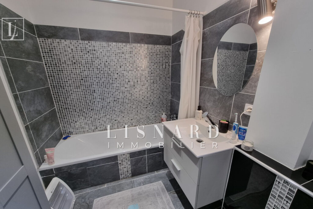 vente villa 6 Pièce(s) – 6 pièces – 5 chambres – 126.00 m²