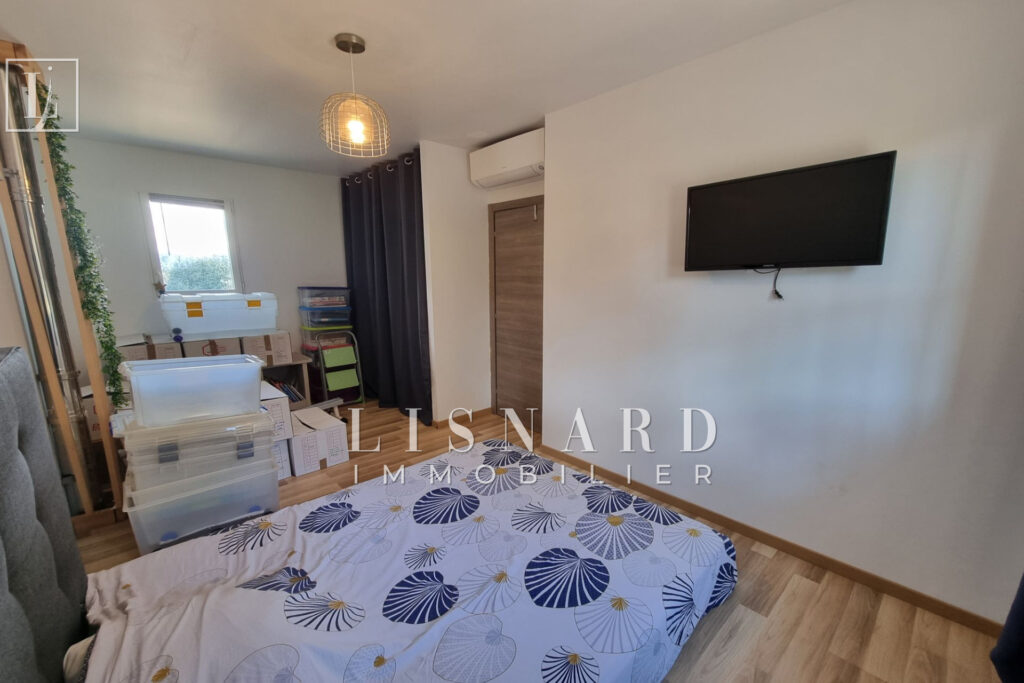 vente villa 6 Pièce(s) – 6 pièces – 5 chambres – 126.00 m²