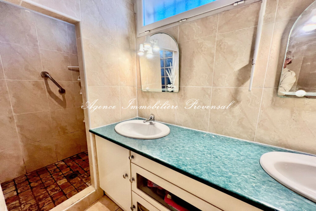 vente maison 5 Pièce(s) – 5 pièces – 3 chambres – 110.00 m²