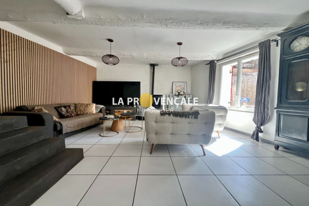 vente maison 4 Pièce(s) – 4 pièces – 3 chambres – 150.00 m²
