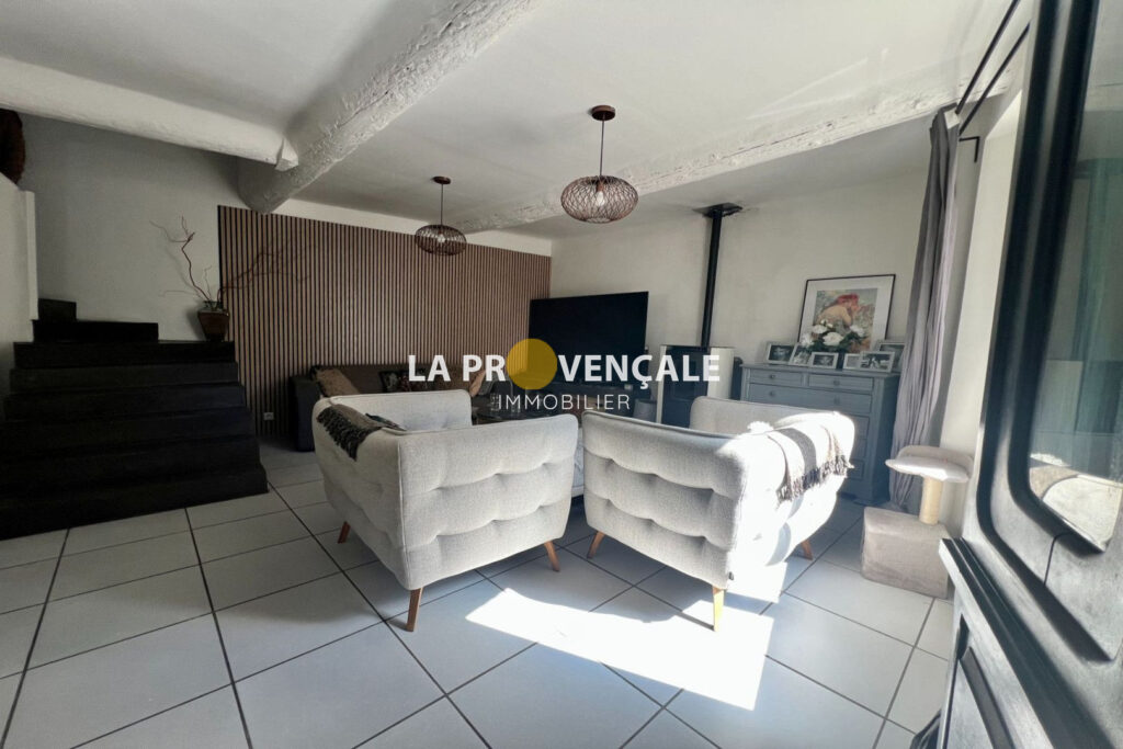 vente maison 4 Pièce(s) – 4 pièces – 3 chambres – 150.00 m²