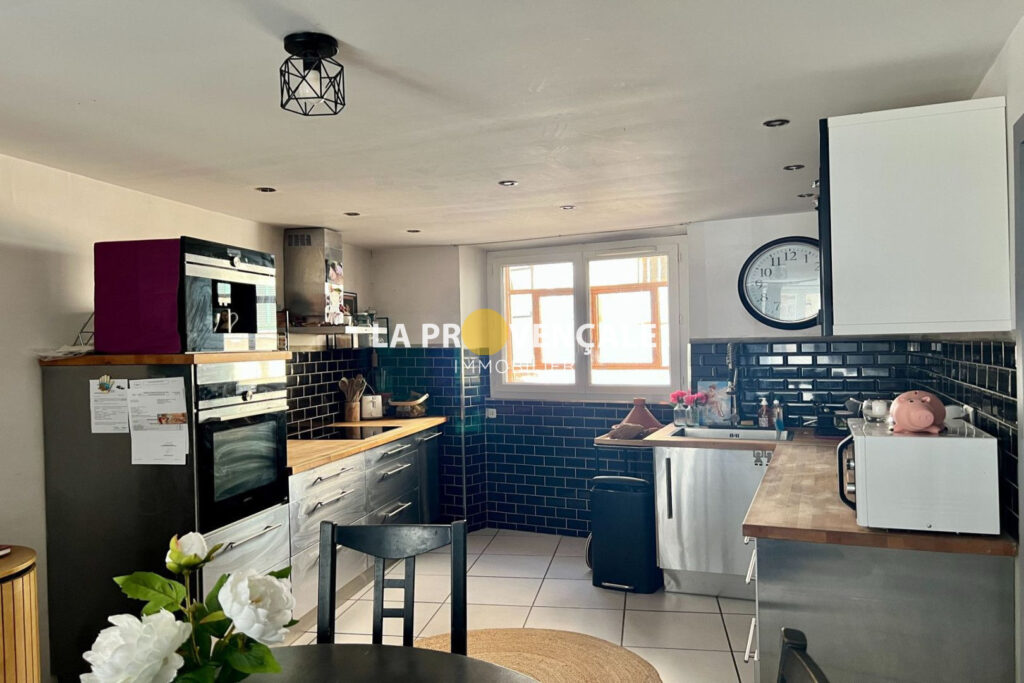 vente maison 4 Pièce(s) – 4 pièces – 3 chambres – 150.00 m²