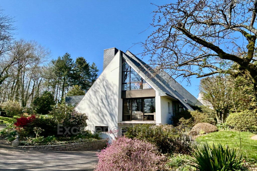 vente maison 10 Pièce(s) – 10 pièces – 5 chambres – 320.00 m²