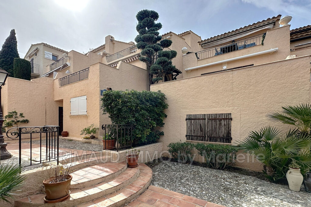 Bel appartement au calme, dans une résidence avec piscine. – 3 pièces – 2 chambres – 49.67 m²