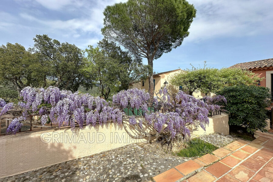 Appartement à vendre à Grimaud
