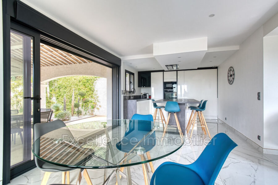 Maison à vendre à Sainte-maxime