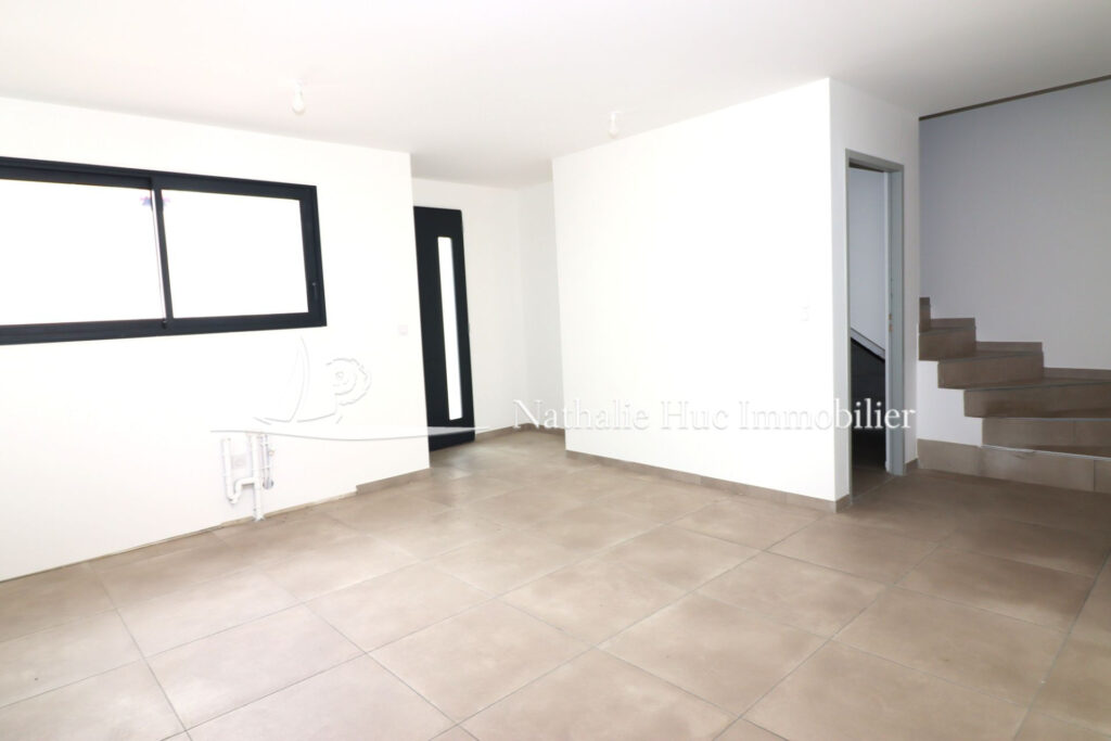 vente villa 4 Pièce(s) – 4 pièces – 3 chambres – 93.00 m²