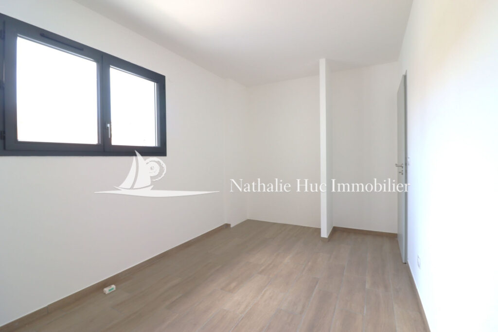 vente villa 4 Pièce(s) – 4 pièces – 3 chambres – 93.00 m²
