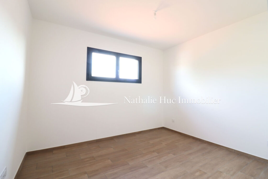 vente villa 4 Pièce(s) – 4 pièces – 3 chambres – 93.00 m²