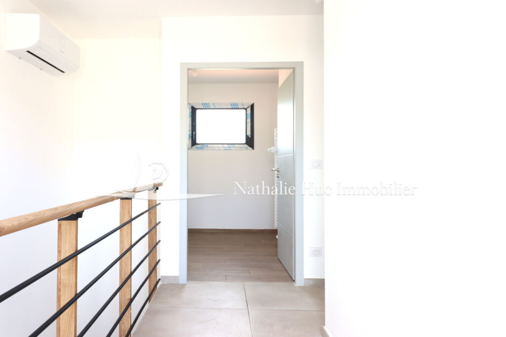 vente villa 4 Pièce(s) – 4 pièces – 3 chambres – 93.00 m²