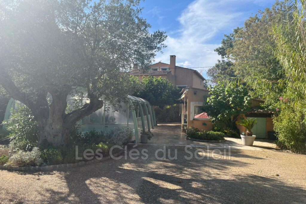 vente maison 4 Pièce(s) – 4 pièces – 3 chambres – 150.00 m²