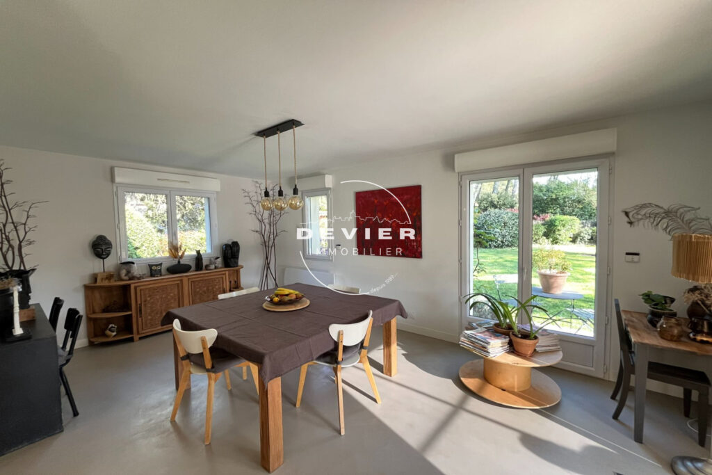 vente maison 6 Pièce(s) – 6 pièces – 5 chambres – 180.00 m²