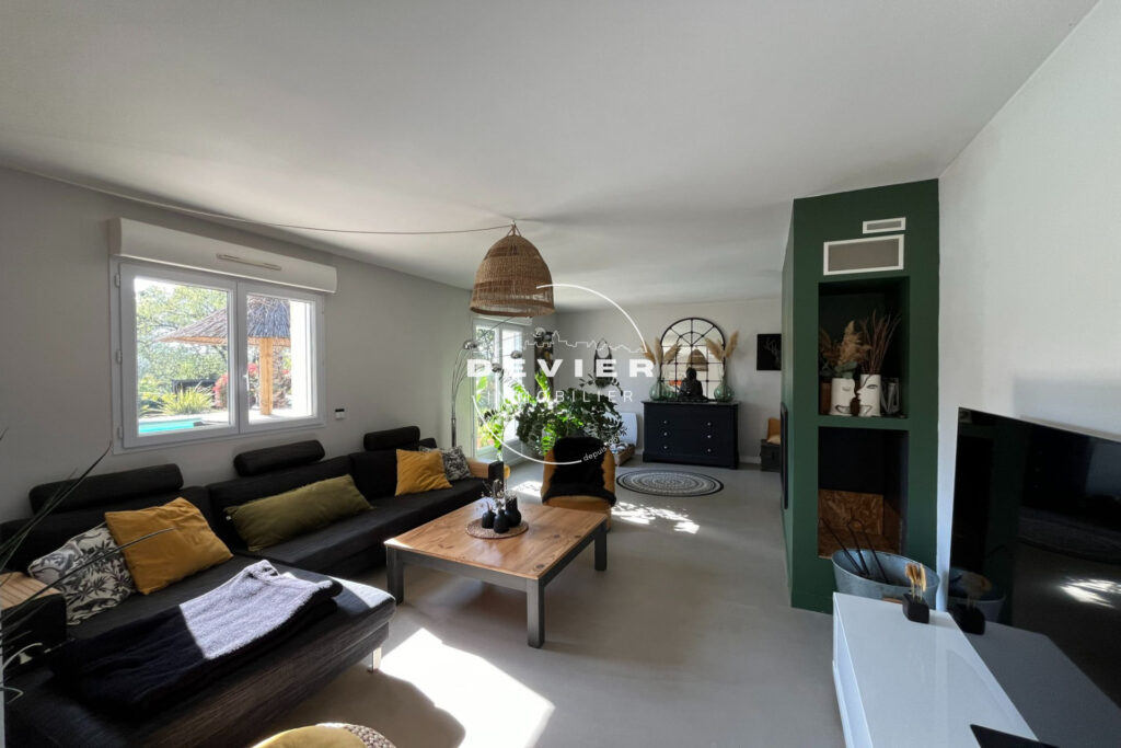 vente maison 6 Pièce(s) – 6 pièces – 5 chambres – 180.00 m²